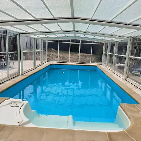 Semesterbostad 7 - Parc Et Piscine Chauffee Boisset-les-Prevanches